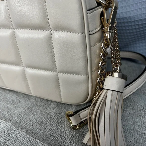 🔥 NWT Michael Kors Jet Set Charm Small Leather Crossbody Bag - LT Light Cream - Picture 3 of 16